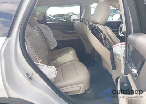 2021 Lincoln Corsair Standard из США, поврежденный, VIN 5LMCJ1D97MUL12428